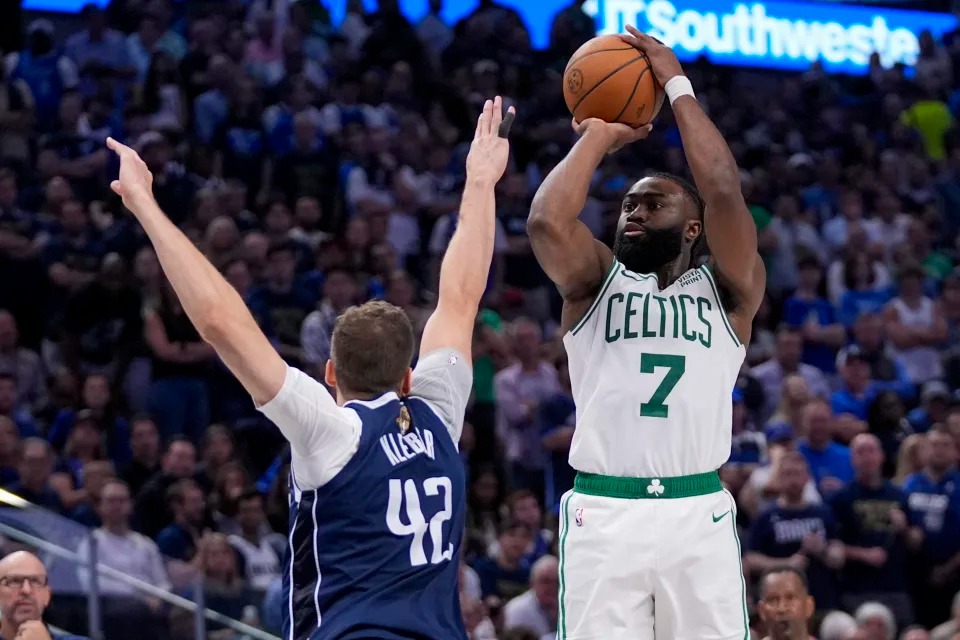 Celtics’ Dynamic Duo Scores 61 Points, Secures Commanding Lead Over Mavericks